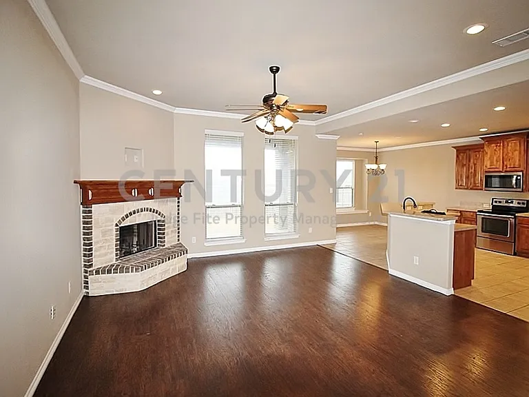 122 Sierra Dr — Photo 4