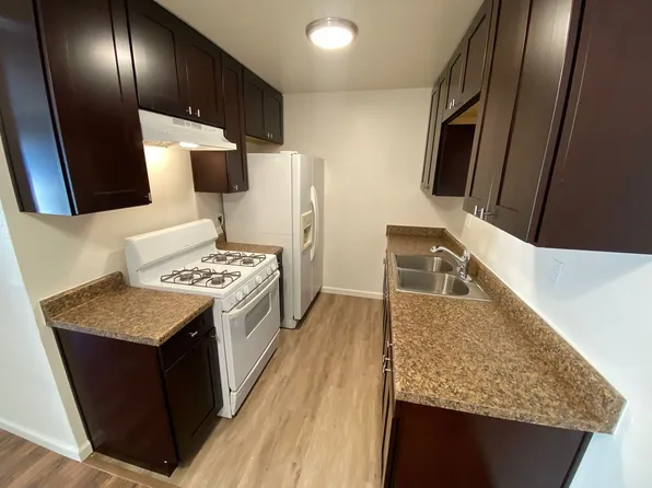 341 Lansing Cir #A, Escondido, CA 92025