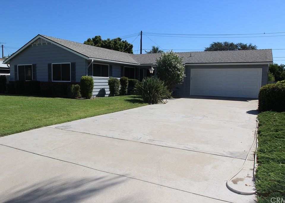 1st image of 1120 Lyndon Dr