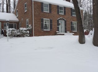 3 Cora Ln, Chester, NJ 07930