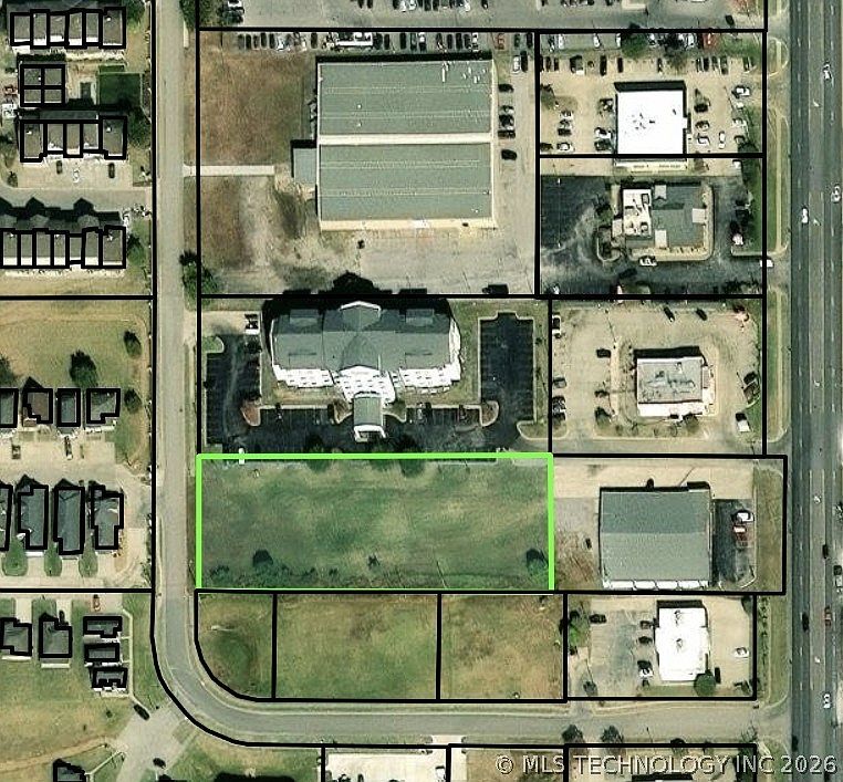 1st image of 2107 SE Washington Blvd