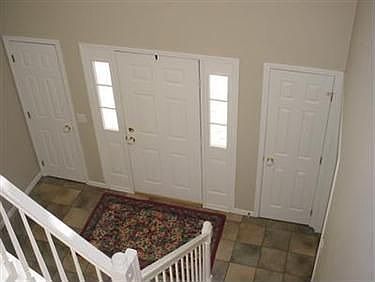 4th image of 199 Kingston Dr