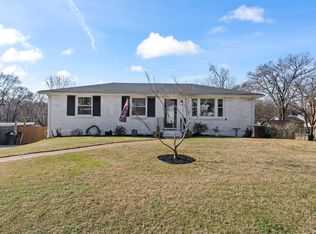 214 Bonnaridge Dr, Hermitage, TN 37076
