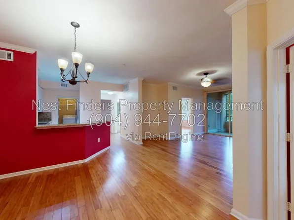 8539 Gate Pkwy W, Jacksonville, FL