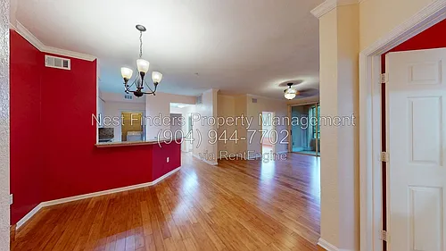 8539 Gate Pkwy W Photo 1