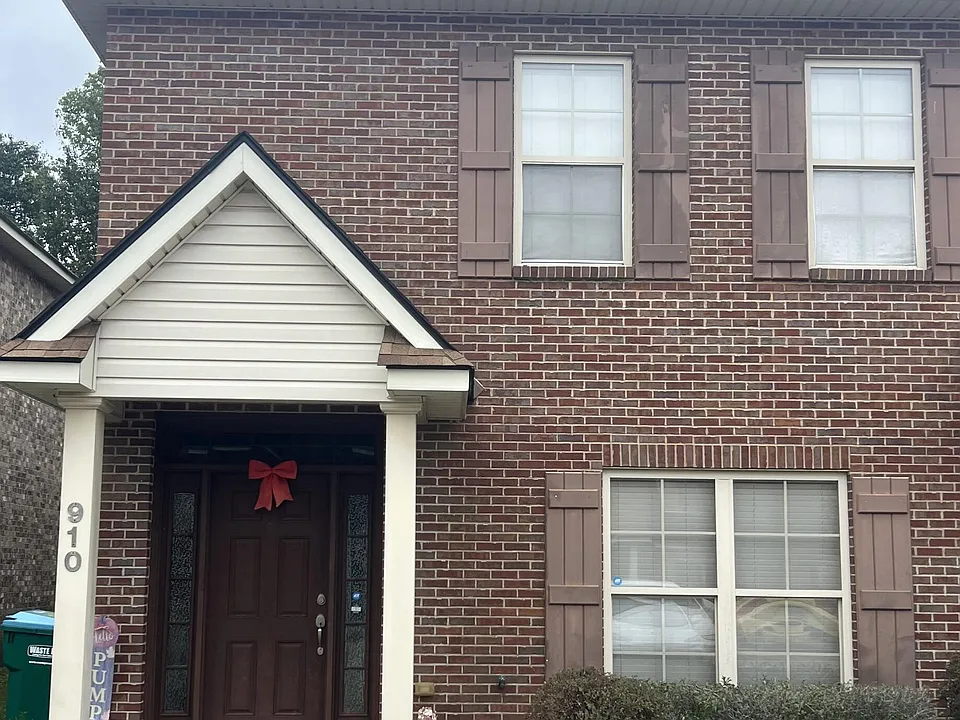 910 Jefferson Dr