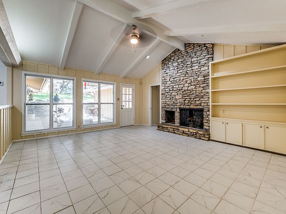 4th image of 4119 Sylvanoaks Dr