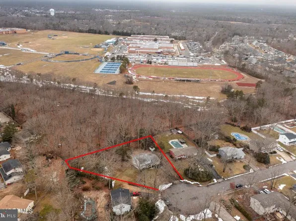 510 Oak Hill Ct, Lanoka Harbor, NJ 08734