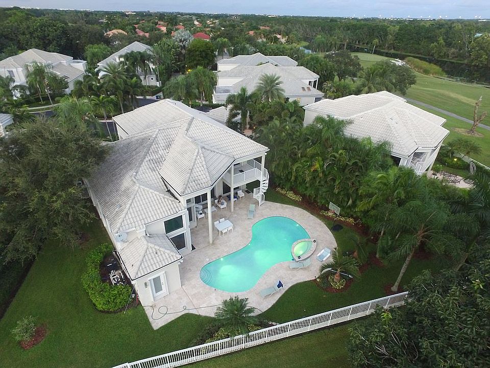 2nd image of 2761 Pinehurst