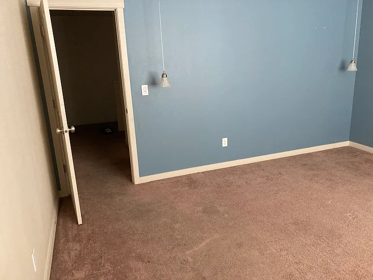 4219 NE 34th Way — Photo 10