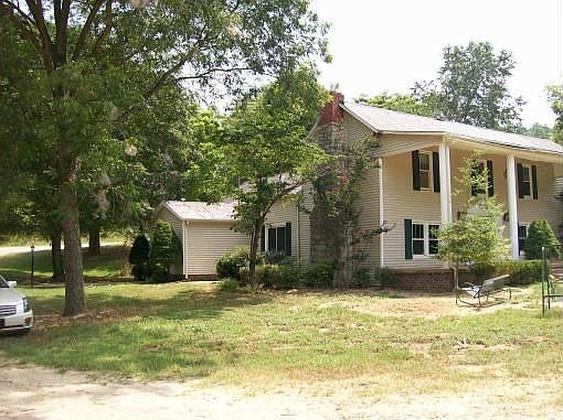 2nd image of 1473 Centerville Hwy