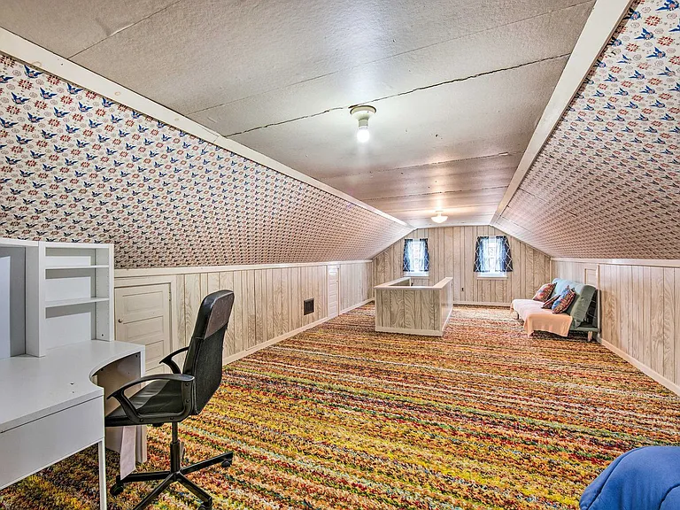 Building's Lounge