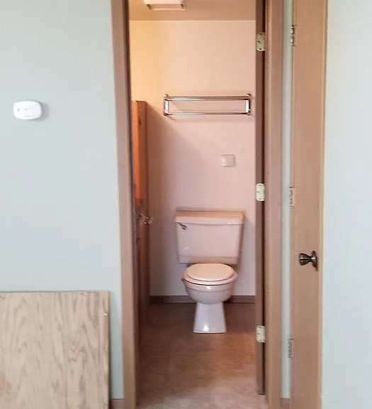 1015 S Juniper Dr #A-D — Photo 4