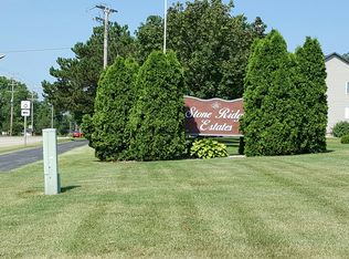 1830 County Road Ii APT 33, Neenah, WI 54956