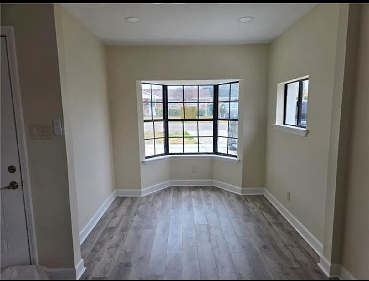 4 bed, 1818 sqft, $2,300 — Photo 3