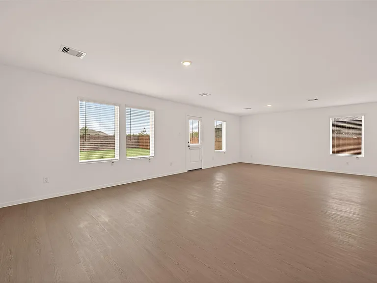 2410 Cherry Ruby Dr — Photo 7