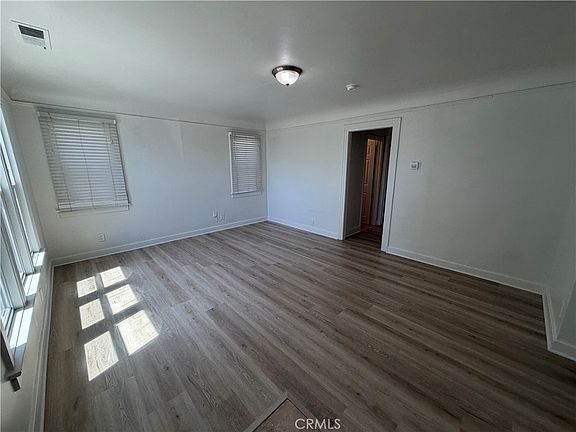 3rd image of 6022 Arlington Ave