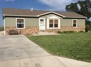 1006 Elm St, Deerfield, KS 67838