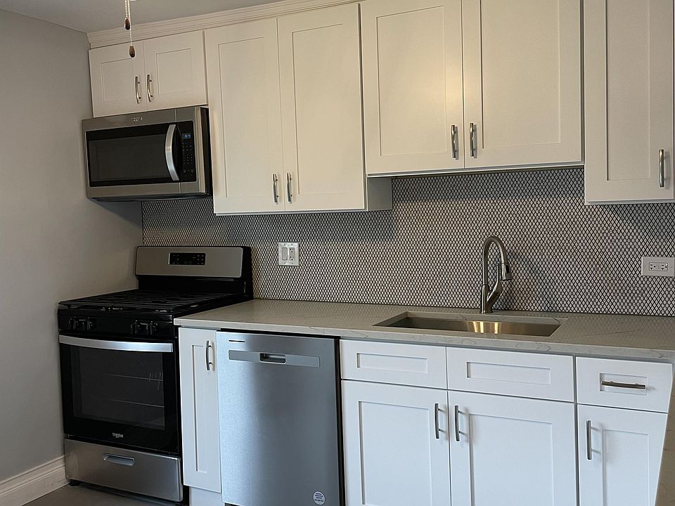1st image of 1417 E 31st St APT 2e