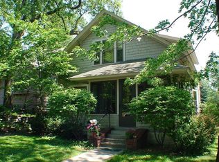 2158 Knapp St, Saint Paul, MN 55108