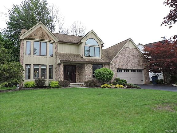 2nd image of 7 Thames Ct