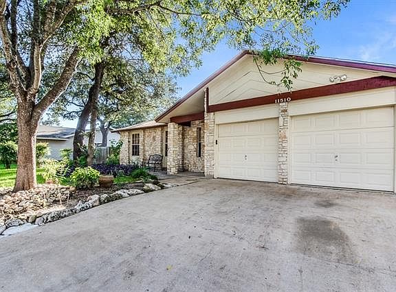 2nd image of 11510 Sweetwater Trl