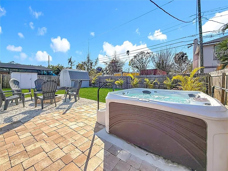 4026 Indianapolis St NE — Photo 23