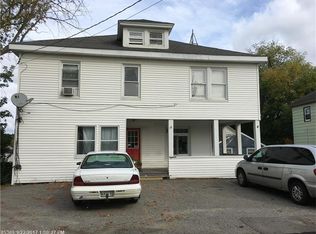 18 Maple St, Fairfield, ME 04937