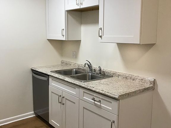 2nd image of 2601 Hillsboro Pike APT K4