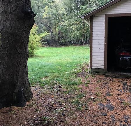 3rd image of 817 Etna St
