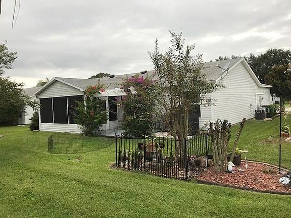 2nd image of 3296 Woodridge Dr