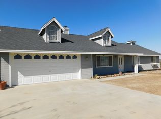 9533 Vista Rd, California City, CA 93505