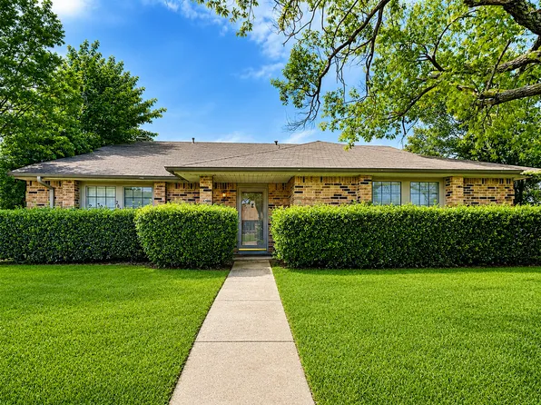 2821 Carnaby Ln, Flower Mound, TX 75028