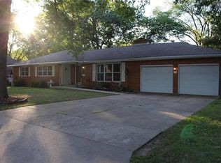 602 Pierson St, Excelsior Springs, MO 64024