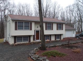 221 Shenandoah Trl, Effort, PA 18330