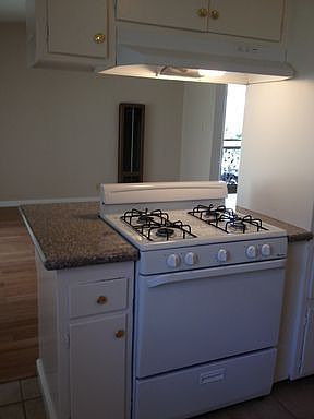 2nd image of 14429 S Berendo Ave APT 3