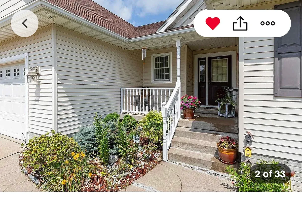 Building Photo - 3900 Sparrow Ct