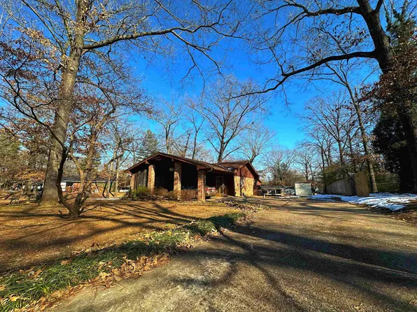 1810 Sun Valley Dr, Batesville, AR 72501