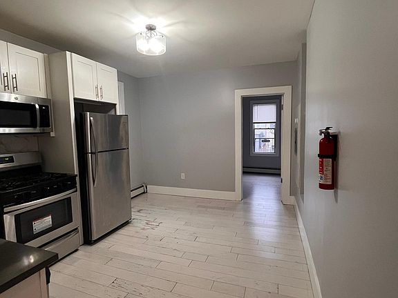 2nd image of 164 Delaware Ave APT 2L
