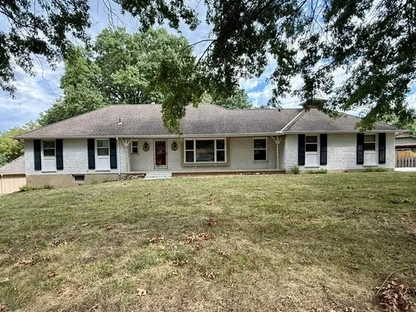 6317 Sterling Ave, Raytown, MO 64133