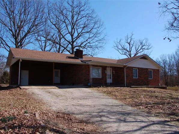 575 Mound Rd, Bourbon, MO 65441