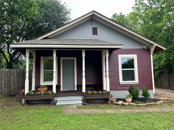 602 E Martin Luther King Jr St, Bryan, TX 77803
