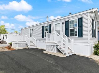 61 Brookwood Dr, Salem, NH 03079