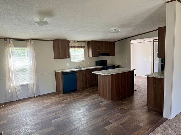 3rd image of 5364 Mcclelland Boulevard