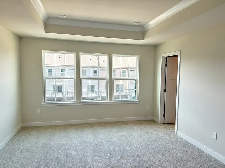 339 E Cochran St #339 — Photo 12