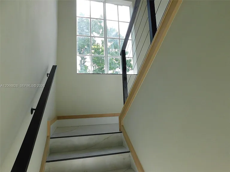 1851 NW 32nd Ave #B31 — Photo 7