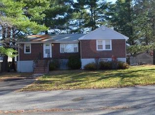 4 Dale Rd, Holbrook, MA 02343