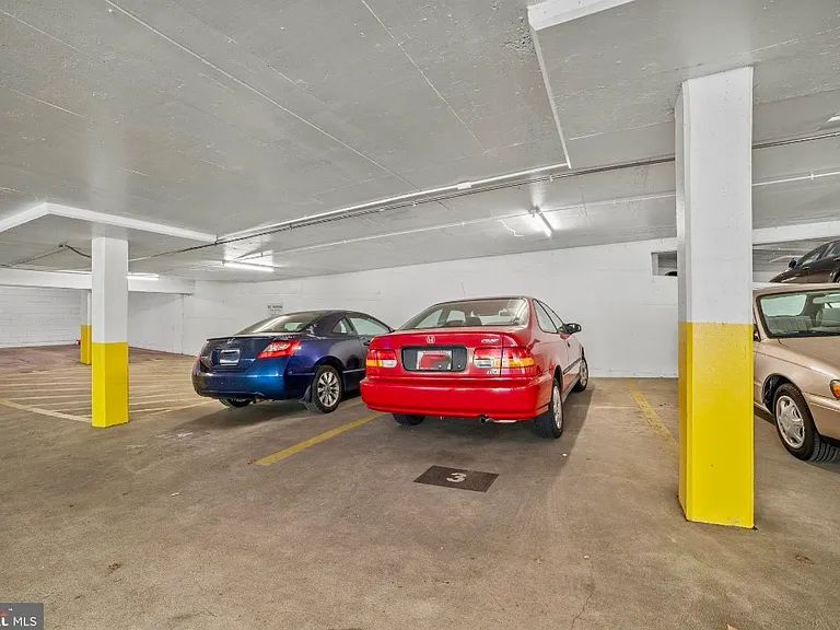 2030 N Adams St #1211 — Photo 10