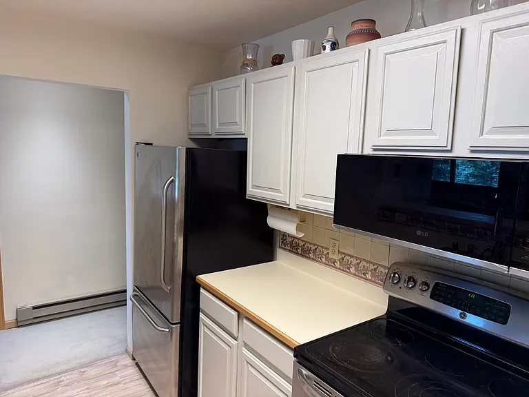 640 Homestead Dr #A — Photo 10