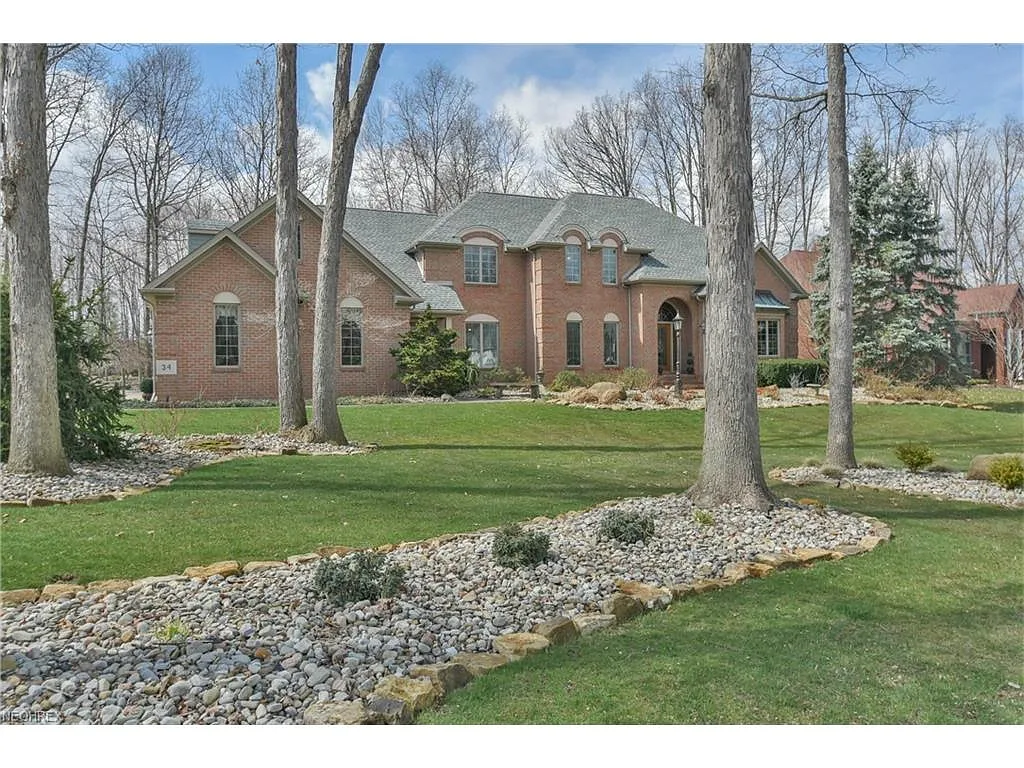 34 Oakmont Ct photo 1